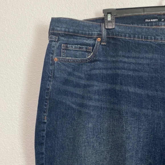 Old Navy NEW Plus Size Boyfriend Straight Cut Off Jeans Size 26 - Picture 4 of 10